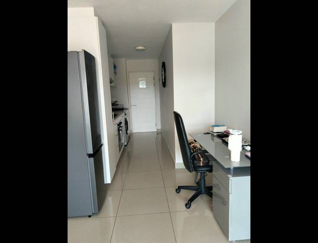 2 BEDROOM APARTMENT FOR SALE IN UMHLANGA RIDGE